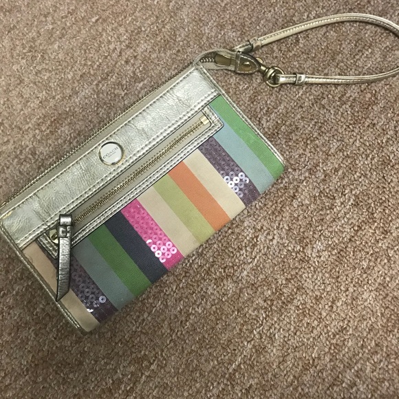 Coach Handbags - 🌟💕 Coach Striped Wristlet💕🌟